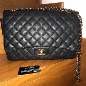 Chanel Classic jumbo black caviar Gold hardware !